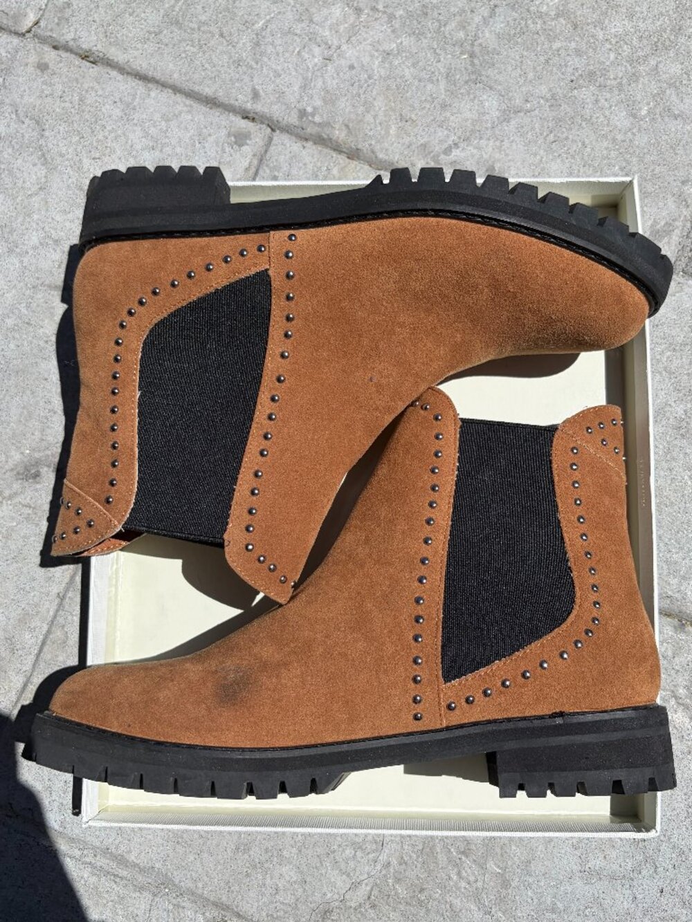 Mi.iM Jules Laura Camel Suede Studded Combat Boots Size 8